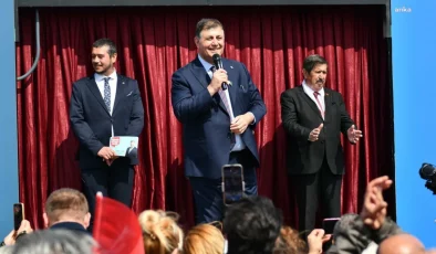 CHP İzmir Büyükşehir Belediye Başkan Adayı Cemil Tugay Mordoğan’da Halk Buluşmasında