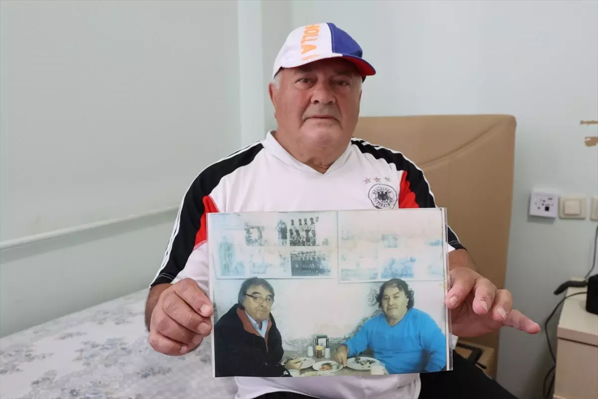 73 Yaşında Hala Maradona Gibi Futbol Tutkusu