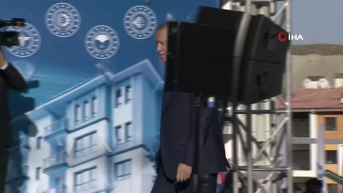 Cumhurbaşkanı Erdoğan: “29 bin 311 yuvamızın daha kuralarını çekerek hak sahiplerine teslim ediyoruz”
