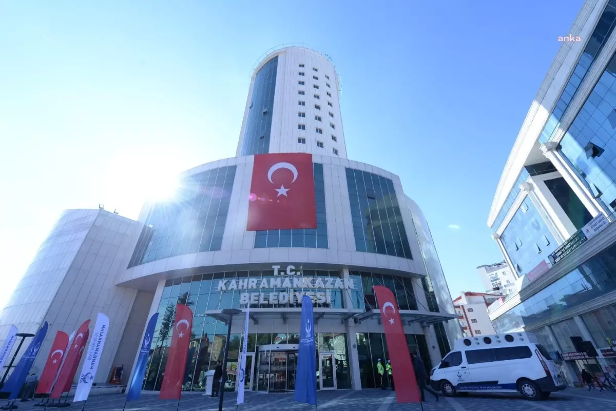 Kahramankazan’da Terör Saldırısına Tepki: İlçe Bayraklarla Donatıldı