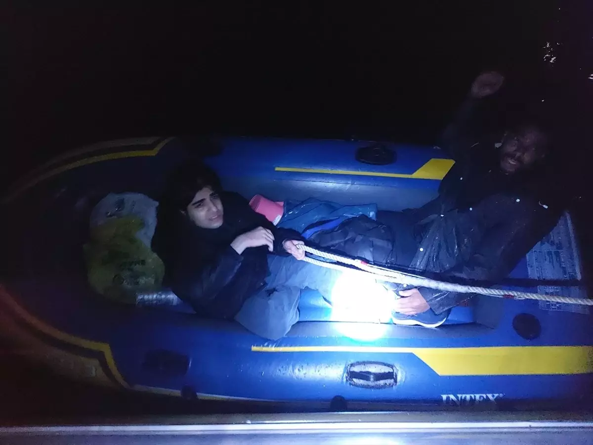Karaburun ve Çeşme’de 40 Göçmen Kurtarıldı